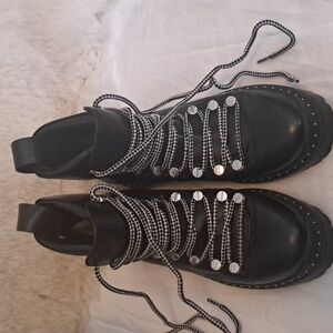 Blondo Lace-up Combat Boots Waterproof Leather Sz 10 NWD